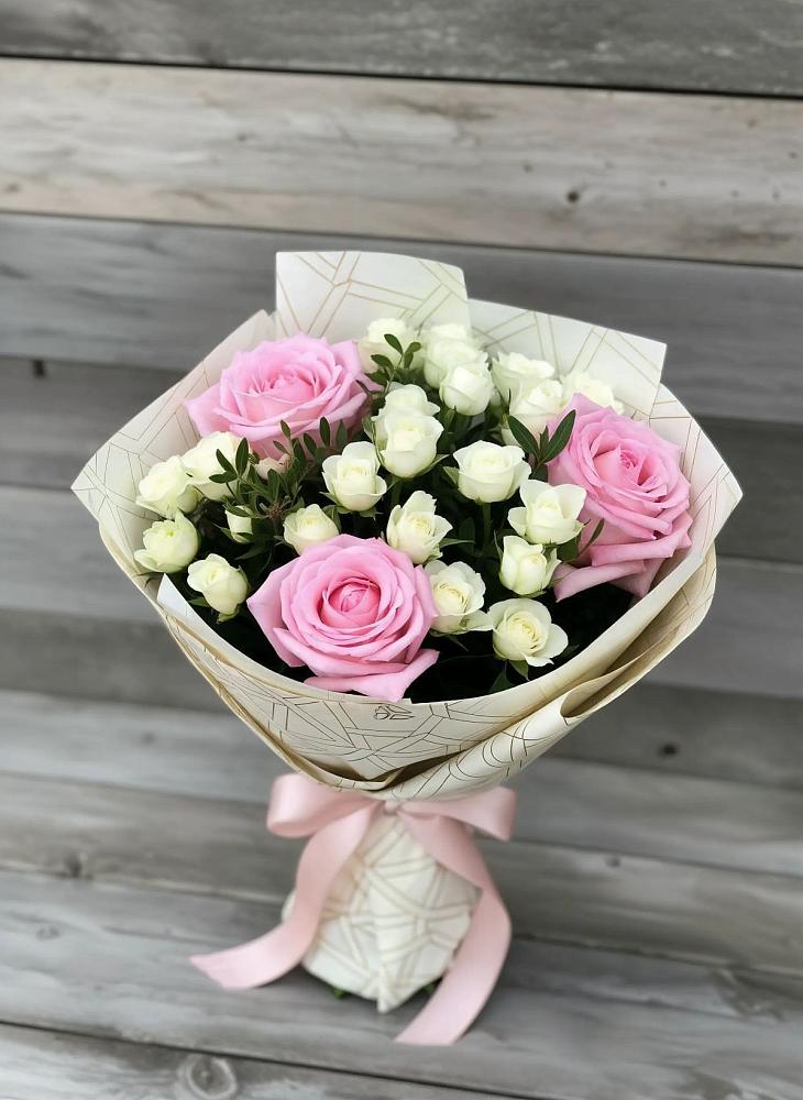 Букет цветов из: Розы в Крупино