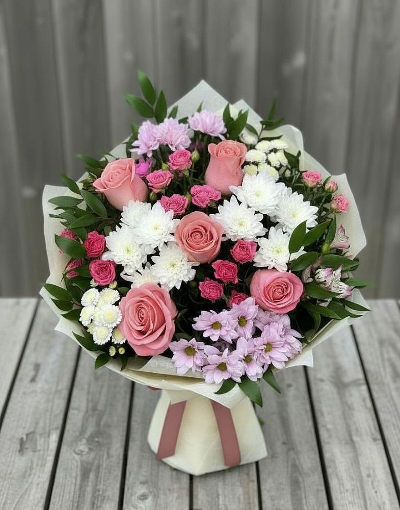 Букет цветов из: Альстромерии, Гвоздики, Розы и Хризантемы в Крупино