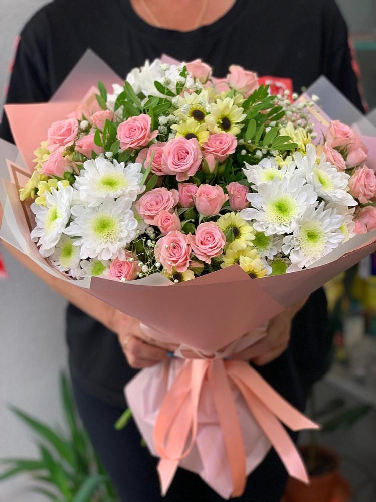 Букет цветов из: Розы и Хризантемы в Крупино