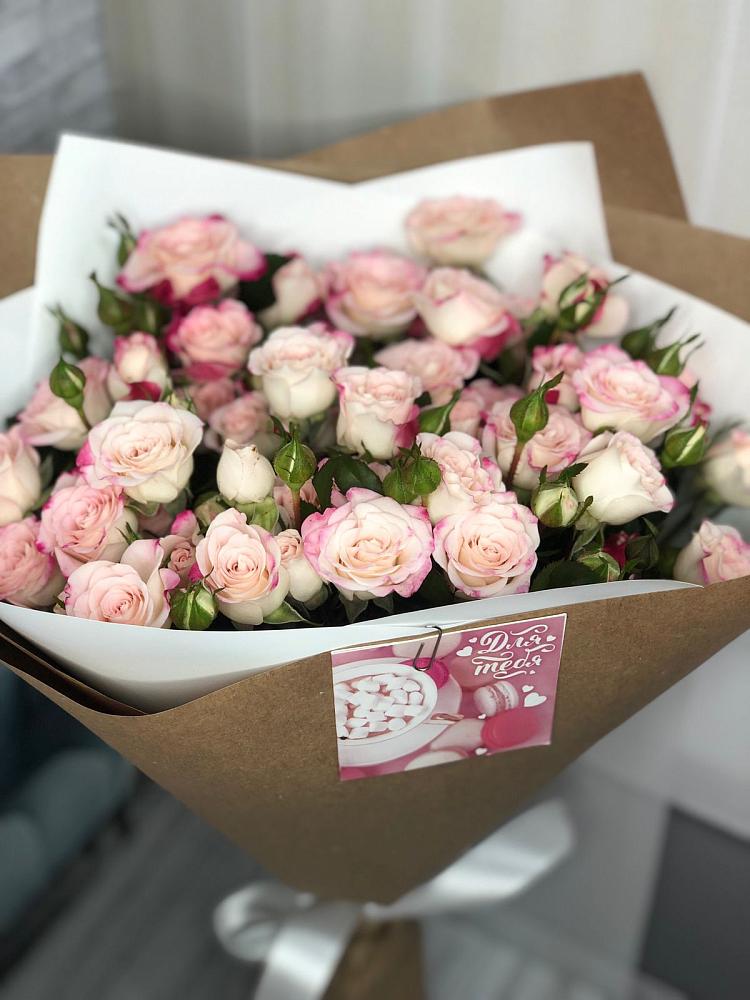 Букет цветов из: Розы в Крупино