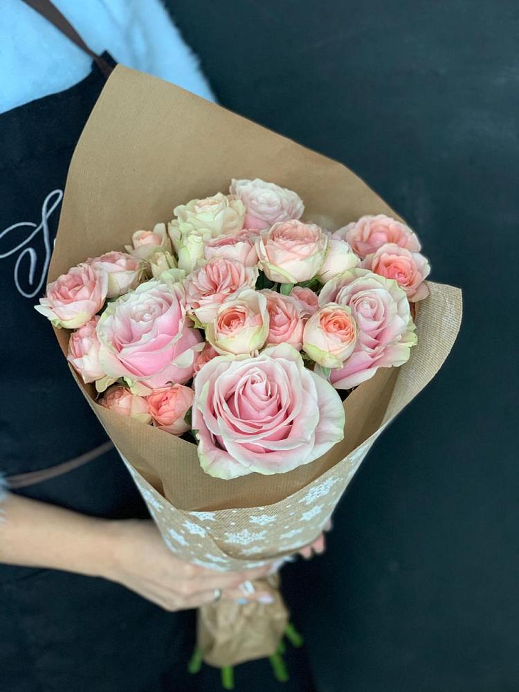 Букет цветов из: Хризантемы и Розы в Крупино