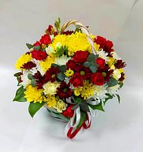 Цветочная композиция из Хризантемы и Розы в корзине в Крупино