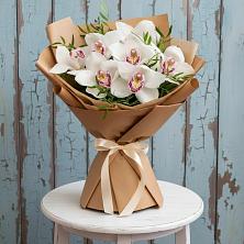 Букет цветов из:  Орхидеи и Розы в Крупино
